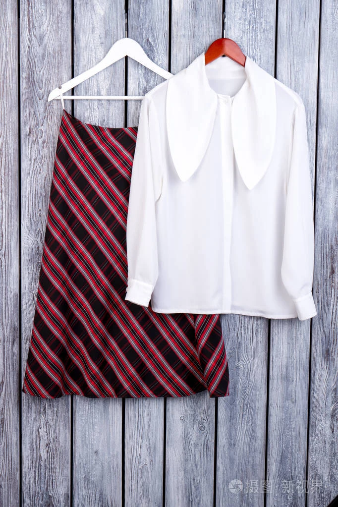 （9.9￥）未央品牌折扣女装