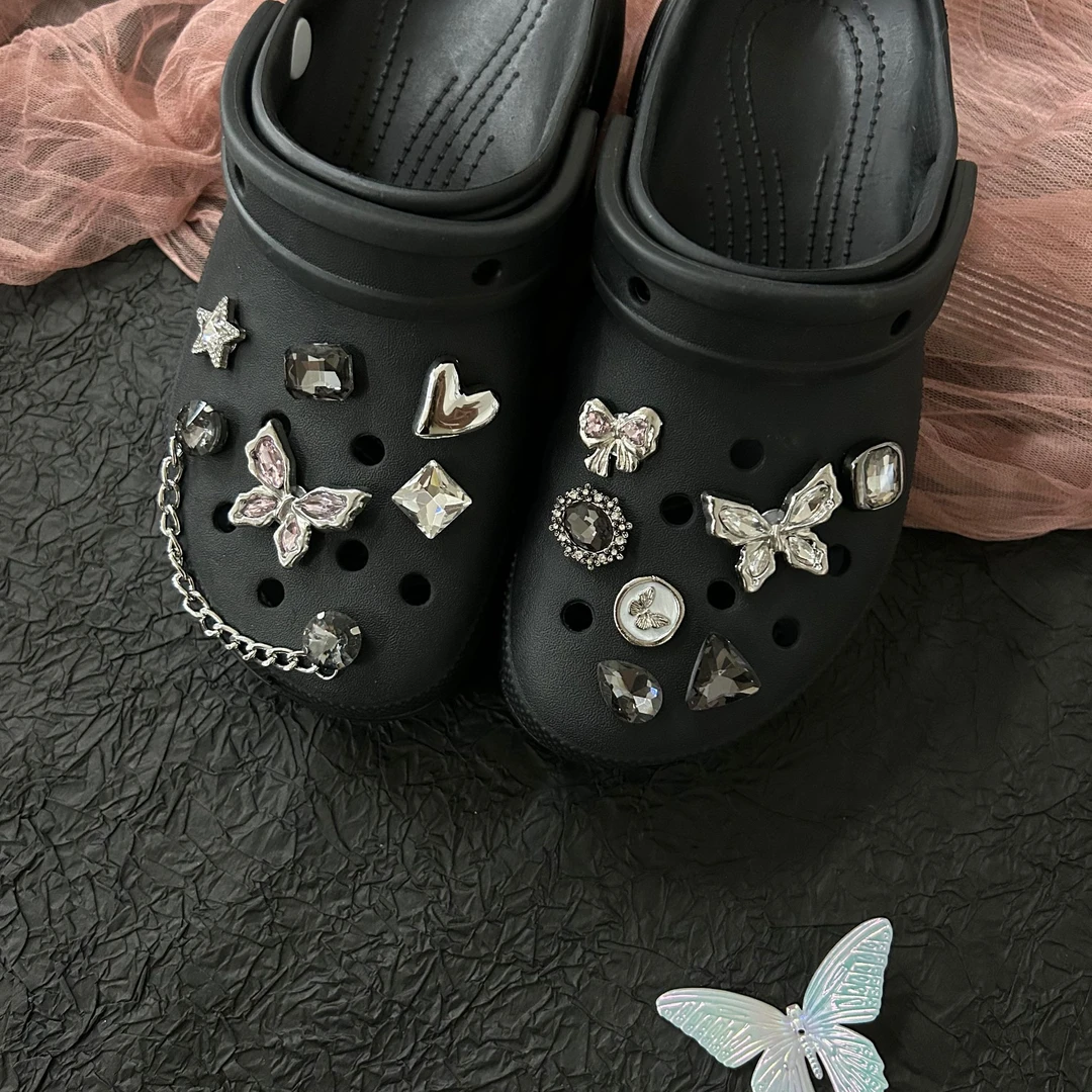 原创cross适配暗黑风金属蝴蝶高级洞洞鞋鞋花鞋扣diy可拆卸装饰