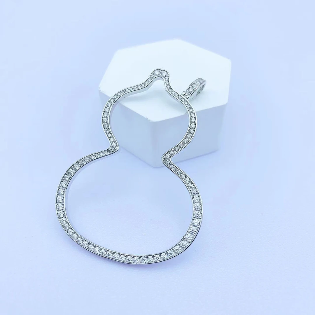 莫桑石铂金pt950镶嵌莫桑石奢华葫芦吊坠   抖音基地质检发货