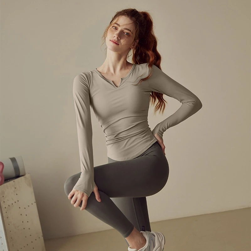 带胸垫瑜伽服女2024新款夏季跑步运动长袖专业普拉提训练健身上衣