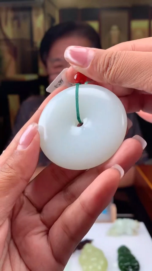 【闪购商品】定制和田玉多样性发货(拍一发一)