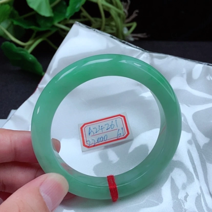 【闪购商品】翡翠手镯未镶嵌圈口61