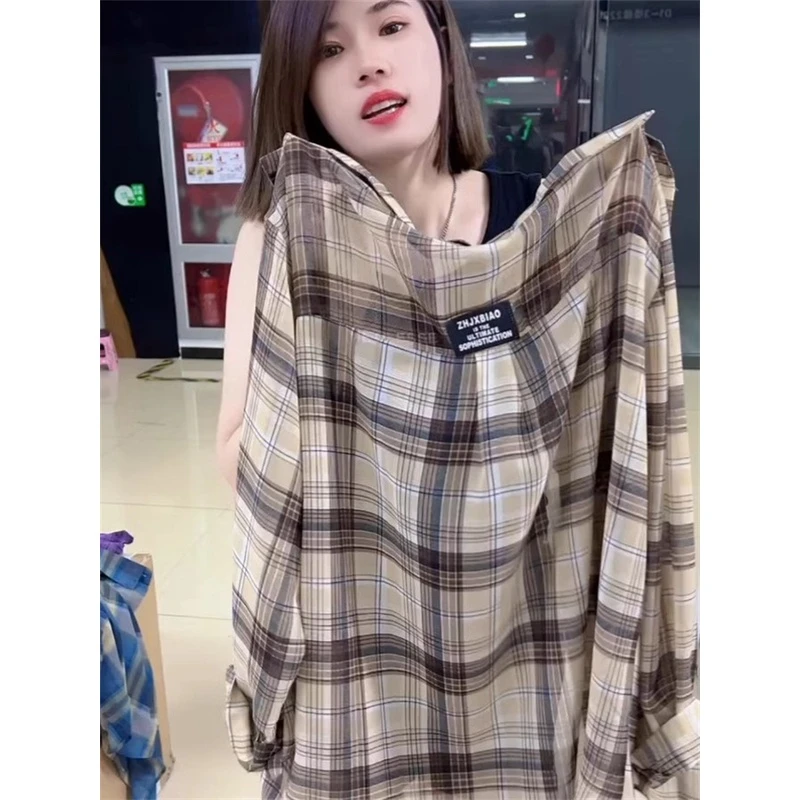 港风格子衬衫女欧根纱夏季薄款宽松上衣韩系冰丝衬衣防晒2024时尚