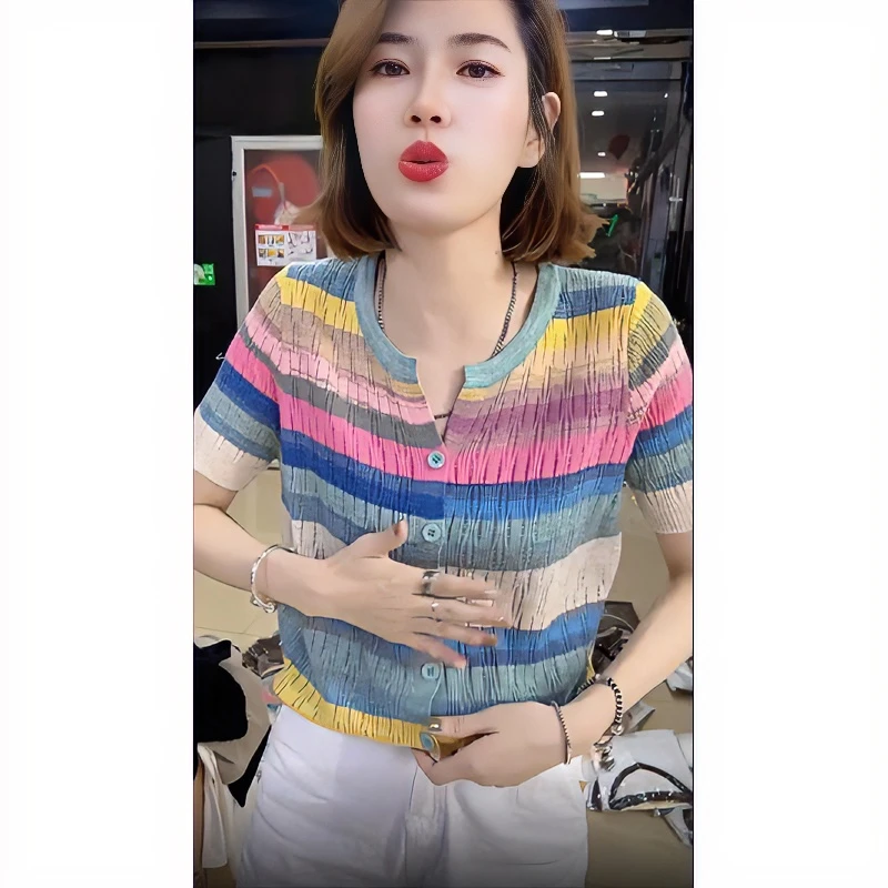 彩虹拼色条纹单排扣爆款针织短袖T恤开衫女夏季新款洋气减龄小衫