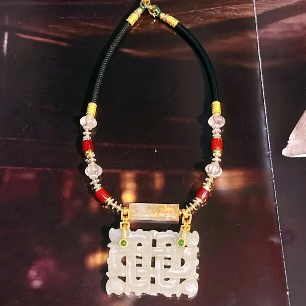 特色美复古和田玉壁吊坠项链【天玺美玉】