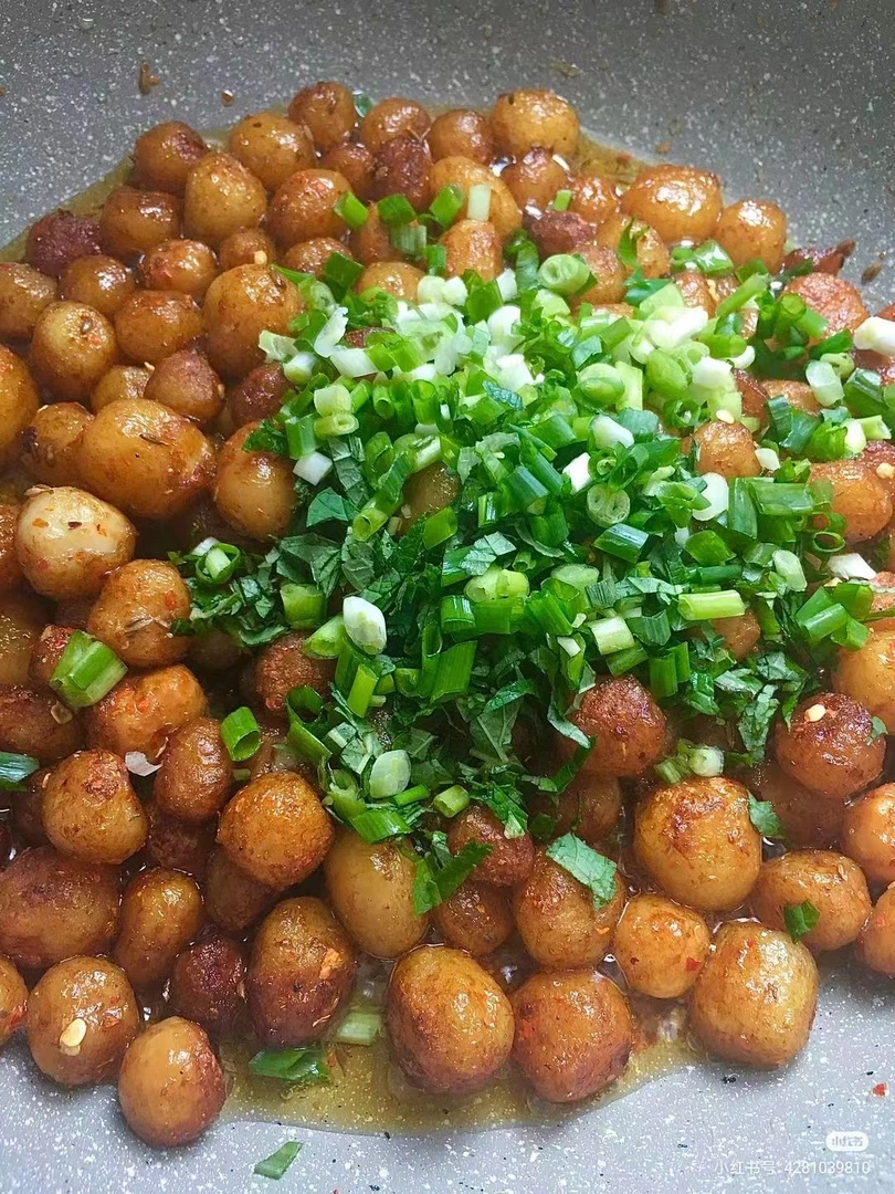 恩施马尔科高山黄心土豆香甜软糯香味浓郁