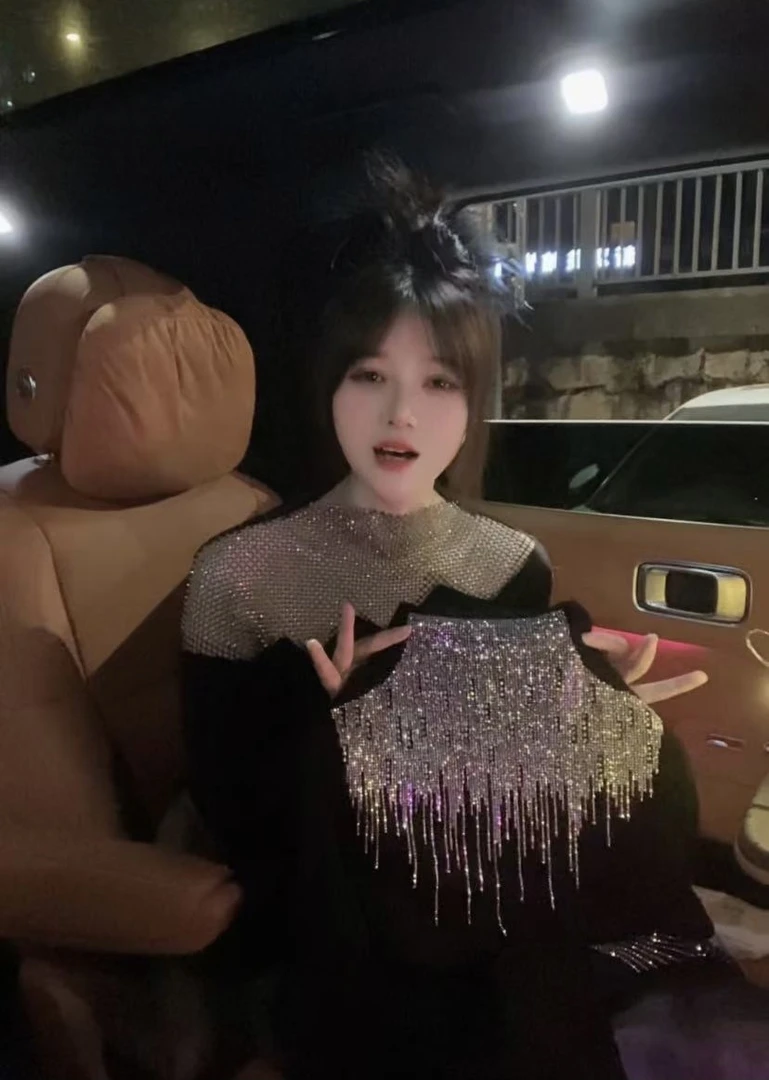 【星星专属】2024C秋冬圆领时尚拼接镂空长袖打底07916