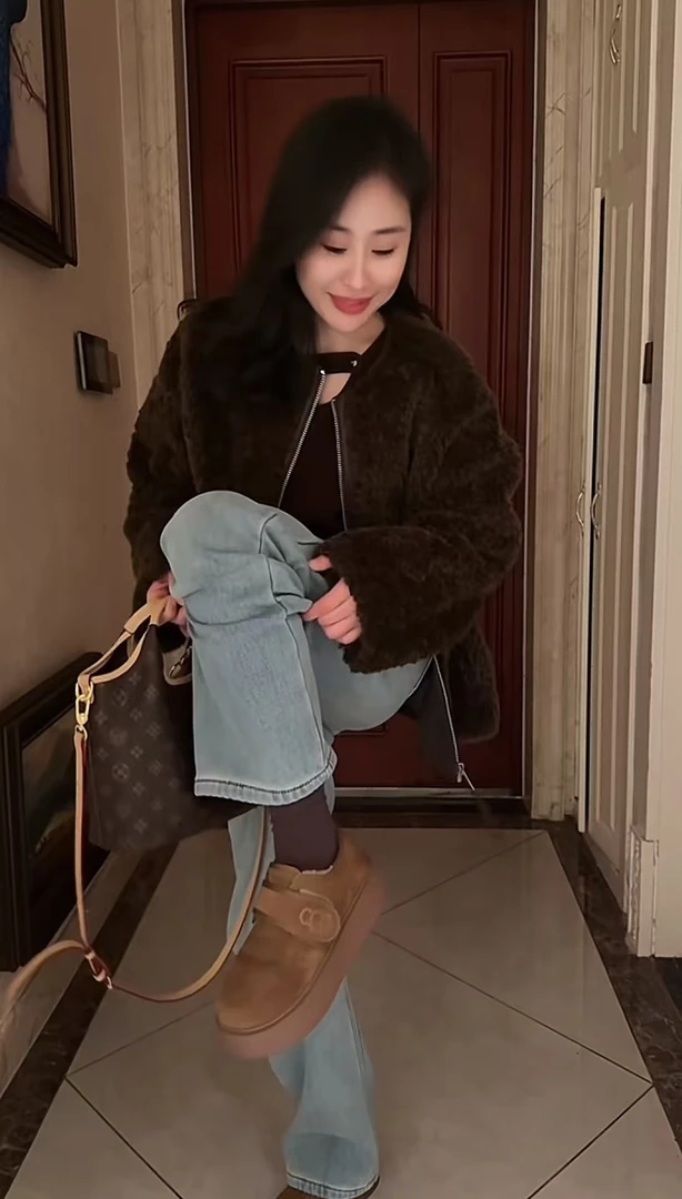 Miss huo 厚底加绒博肯鞋 C 5201