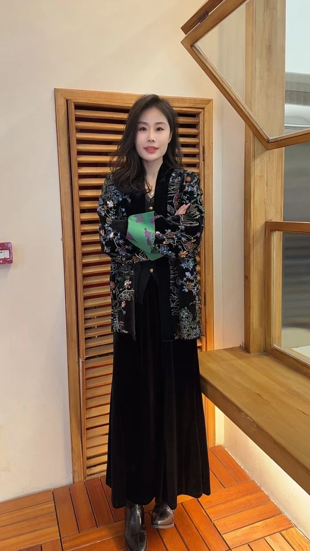 Miss Huo 2025年年款国风外套 A 黑色 8856（不支持退换货）