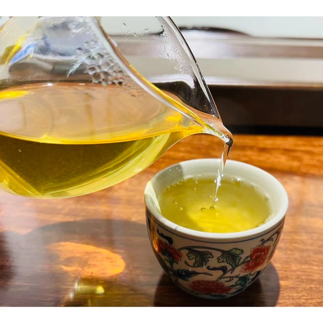 【23年绿水塘】核心区古树头春头采 普洱生茶(紧压茶)200克茶饼