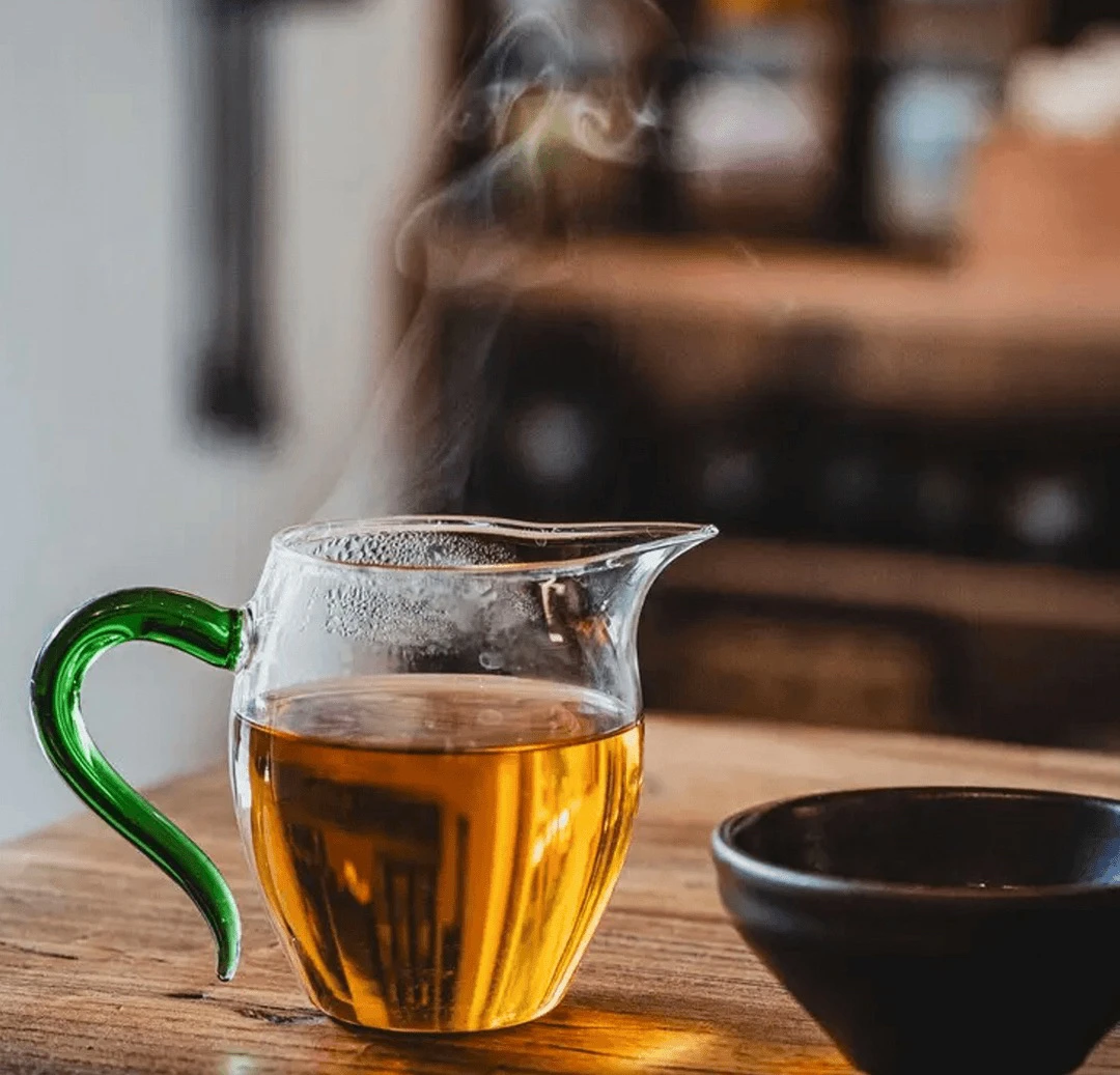 新【昔归】2009年昔归古树老茶100克饼（菌香浓郁醇厚）