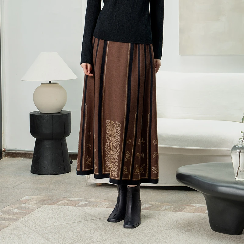 生活在左蝶戏牡丹提花毛织半身裙秋冬新品新中式保暖长裙女