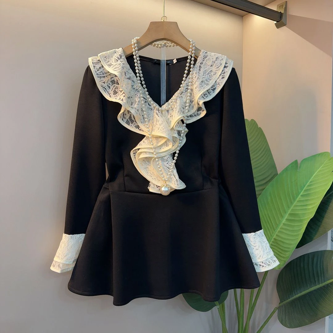 欧货法式V领时尚花边减龄拼接高级感新款2024微胖mm气质百搭上衣