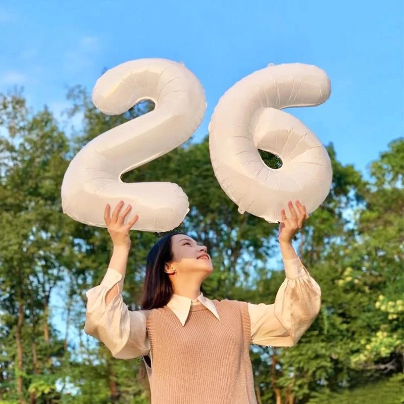 ins森系简约白色铝膜数字气球 情侣生日儿童派对装饰布置