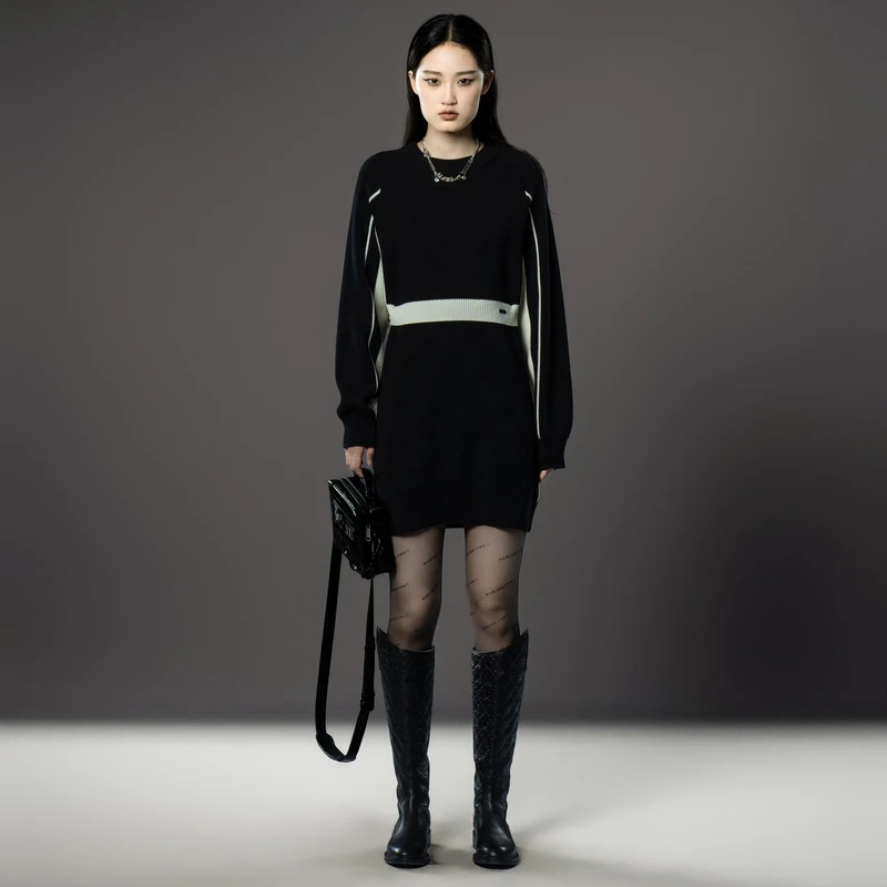 uti黑色撞色拼接羊毛连衣裙女装 修身毛衫毛衣裙尤缇2024冬季新款
