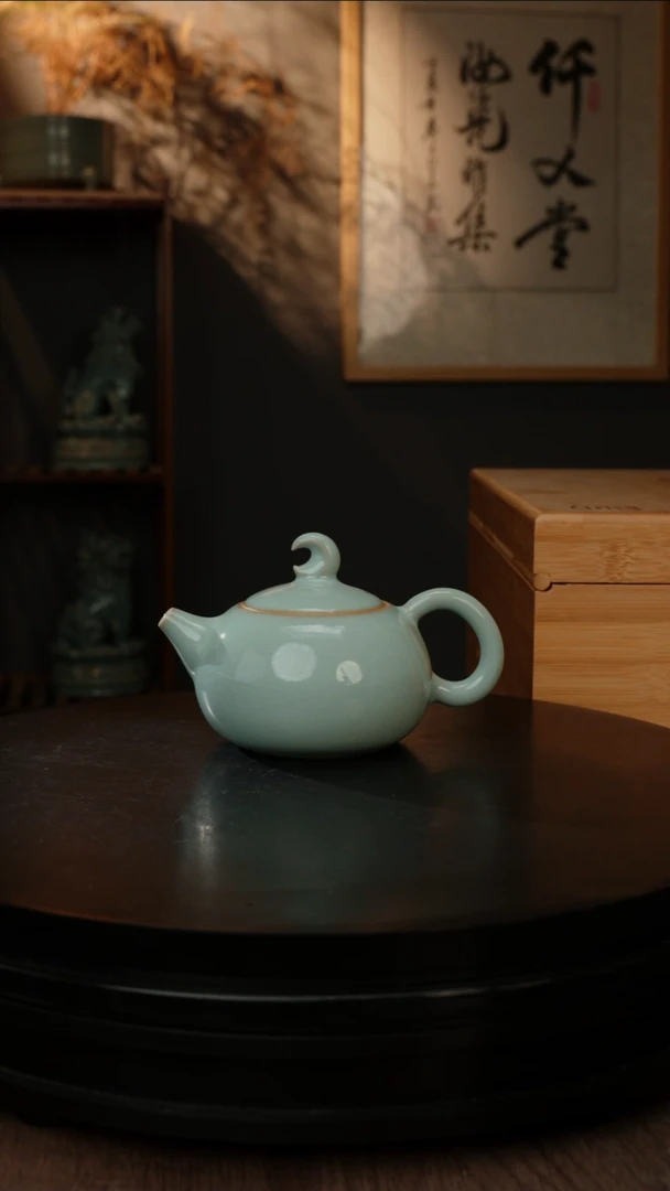 【闪购商品】瓷杯伴月壶套组