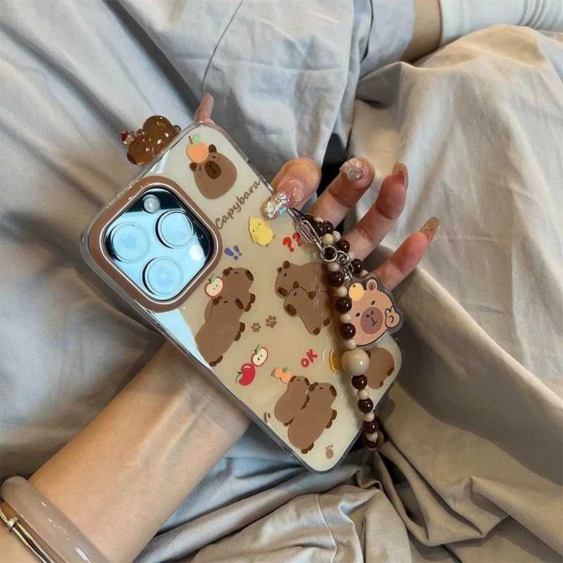萌系可爱趴趴卡皮巴拉适用iPhone16promax苹果15手机壳14链条13女