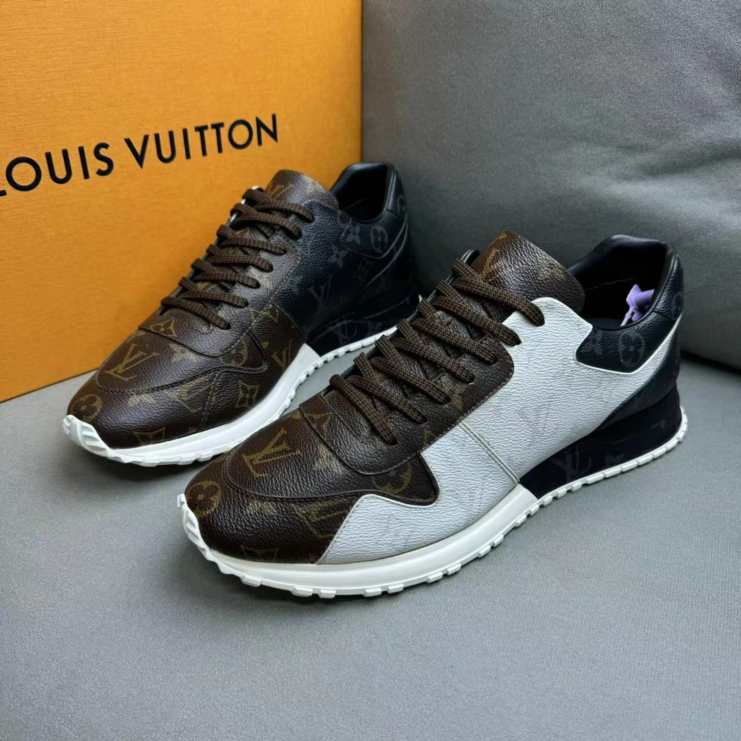 LouisVuitton/路易威登三色老花满印时尚潮流运动鞋 43码/97新