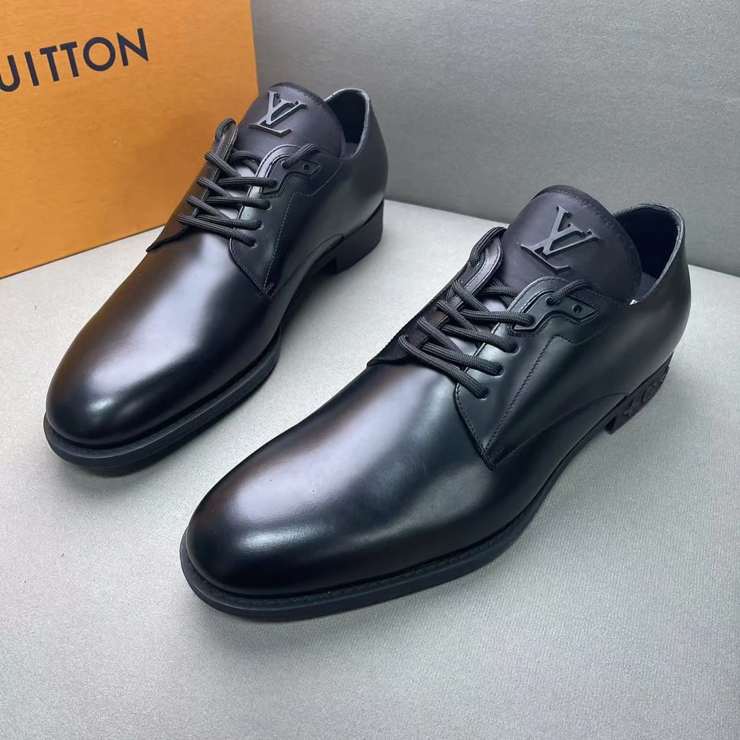 未使用 LouisVuitton/路易威登 黑色亮面logo系带皮鞋 多尺码