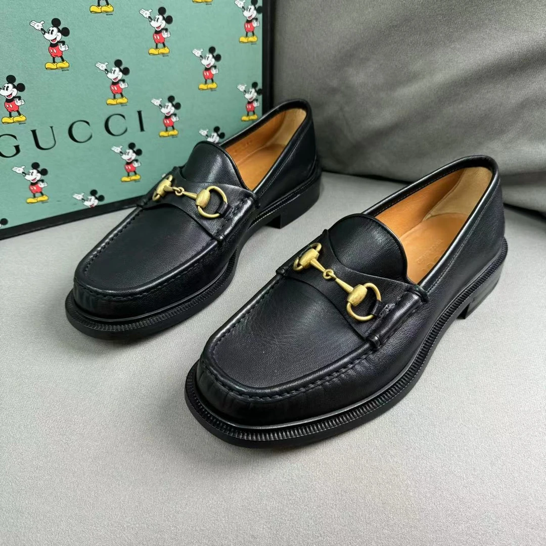 全新未使用 GUCCI/古驰 黑色金马衔扣时尚百搭英伦风皮鞋39.5码