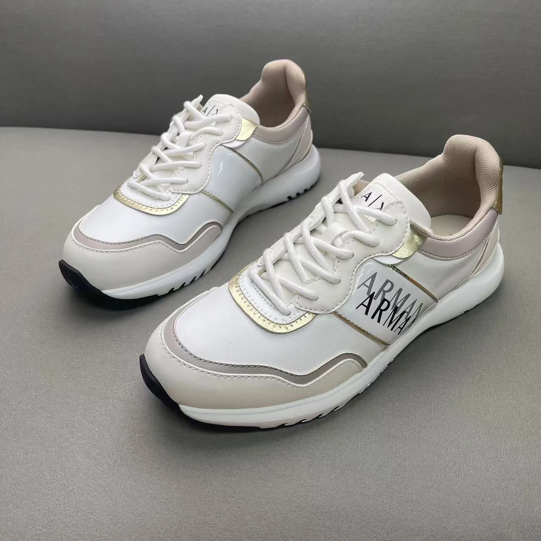 全新未使用 AX ARMANI EXCHANGE/阿玛尼 白金logo百搭运动鞋 40码
