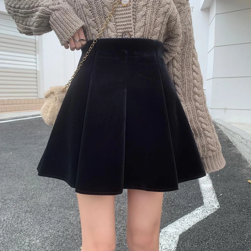 黑色金丝绒半身裙女秋冬新款小个子高腰防走光蓬蓬a字短裙伞裙子