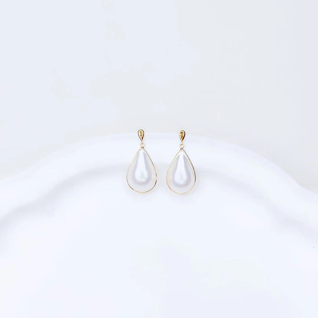 【大D】18K金/水滴造型海水白马贝耳环/13-20MM（含包边）