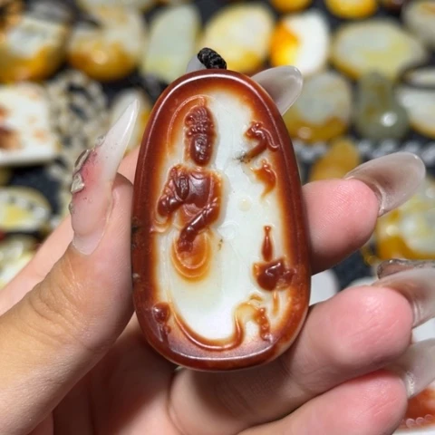 和田玉颈饰未镶嵌