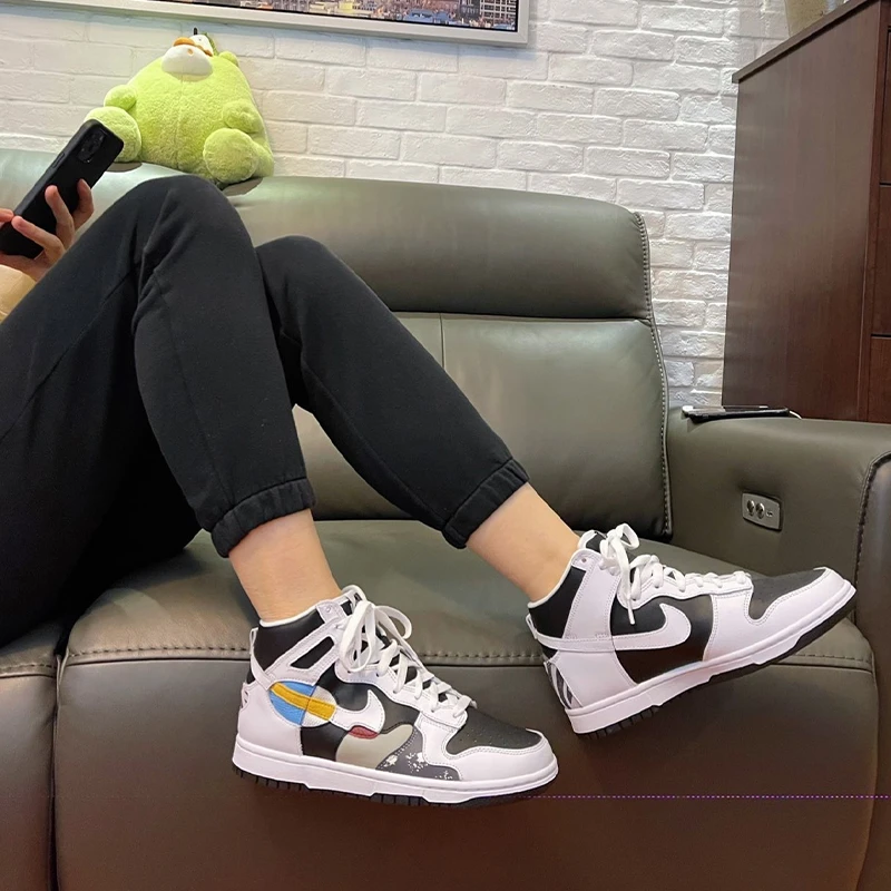 NIKE/耐克Dunk high黑白斑马涂鸦反转熊猫高帮板鞋女DZ7327-001