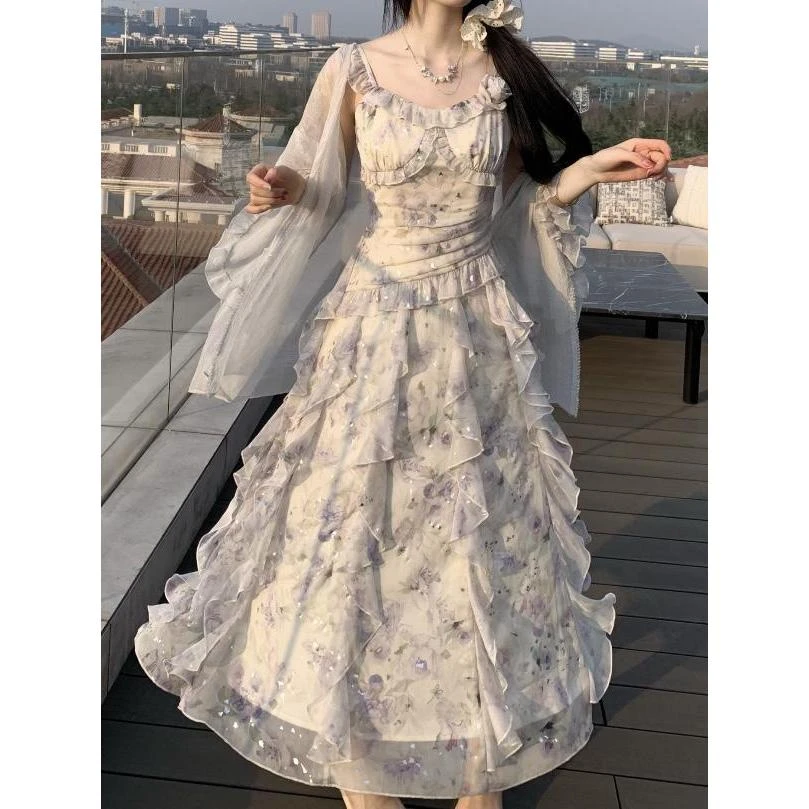 新款高腰荷叶边闪片碎花吊带裙女夏季温柔气质褶皱显瘦超仙连衣裙