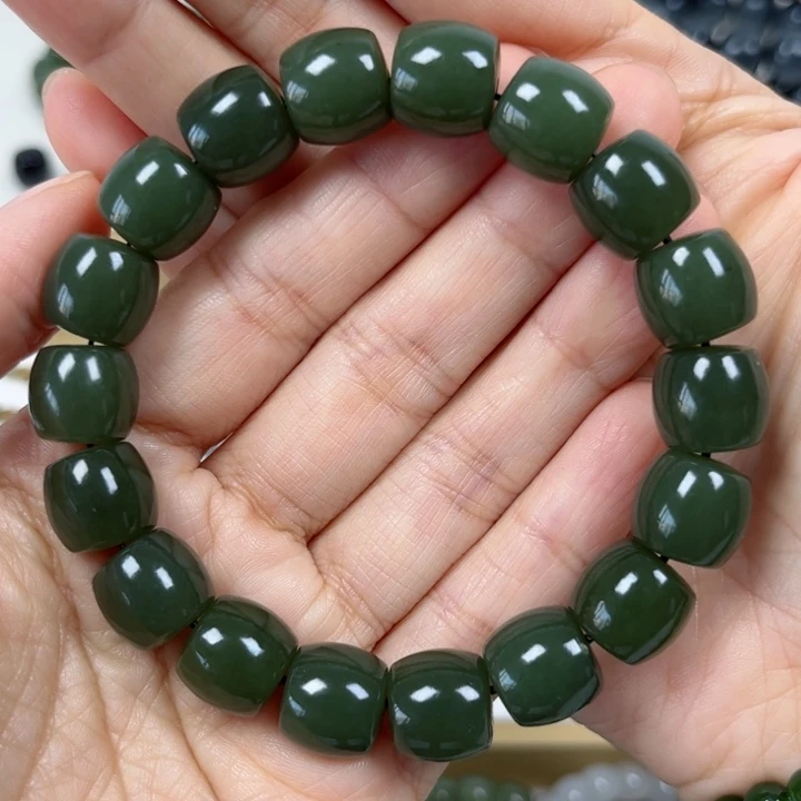 和田玉手链未镶嵌晃**悠卡12直切