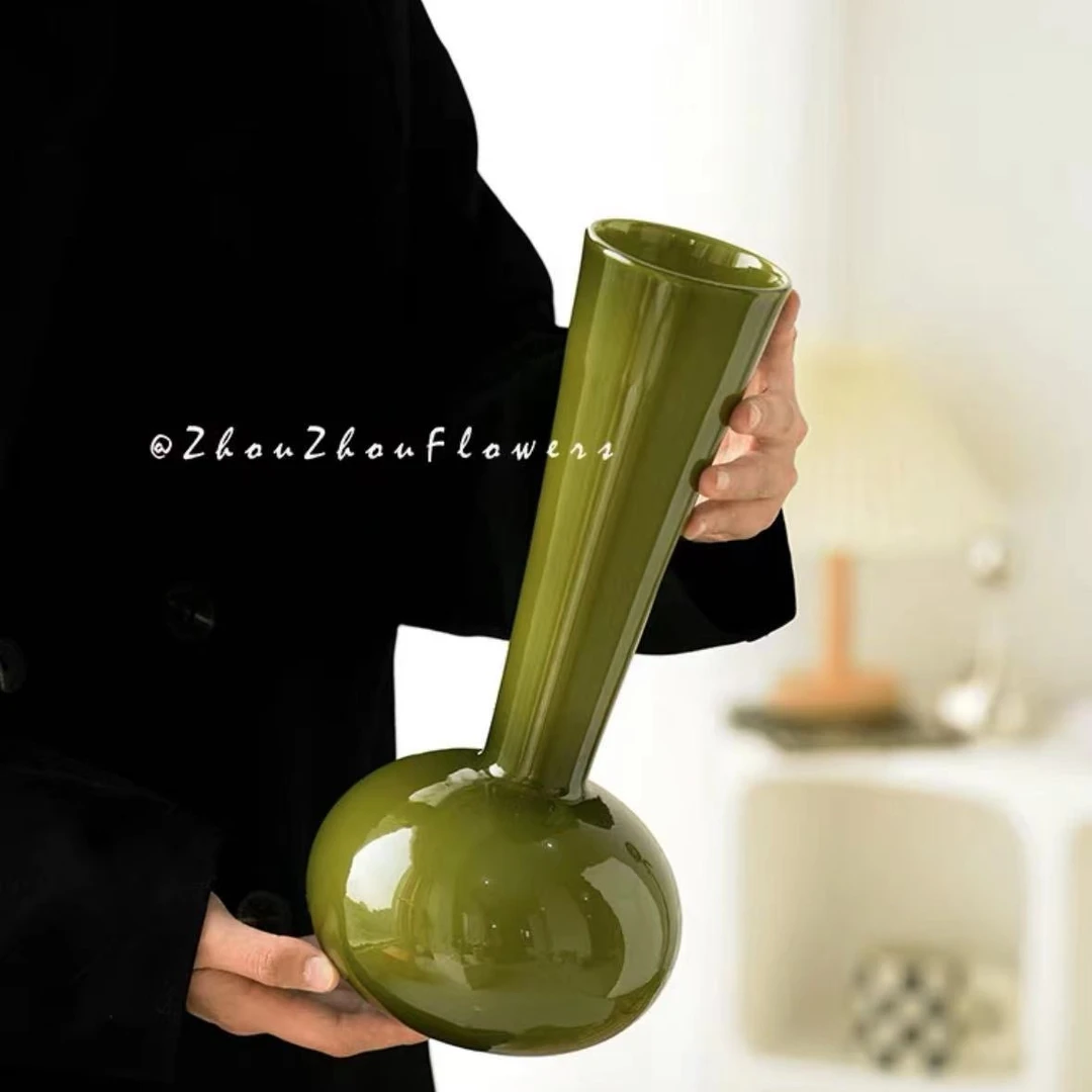 琉璃花瓶 瑞典设计诧寂新中式中古橄榄绿长颈手工花瓶