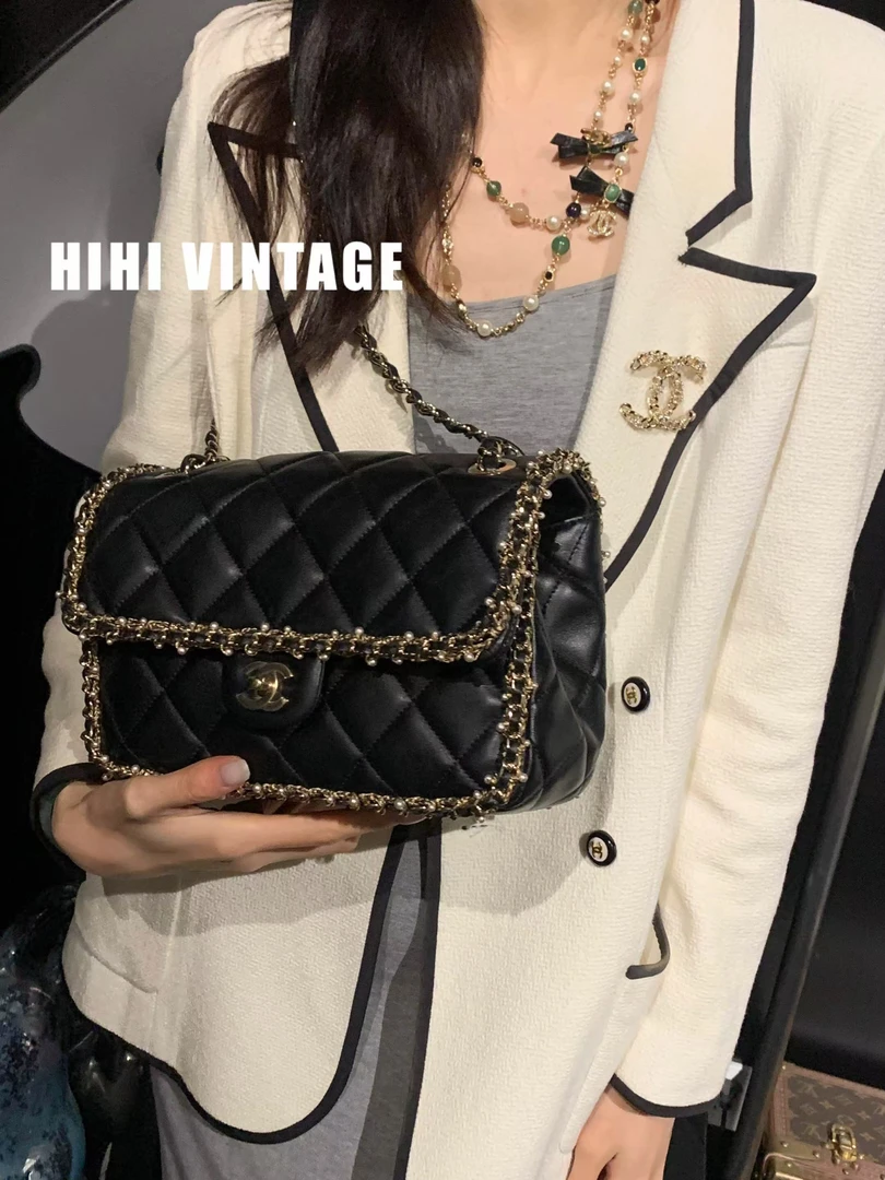 99新 Chanel/香奈儿 HIHI/黑金珍珠皮穿滚边口盖包9650155
