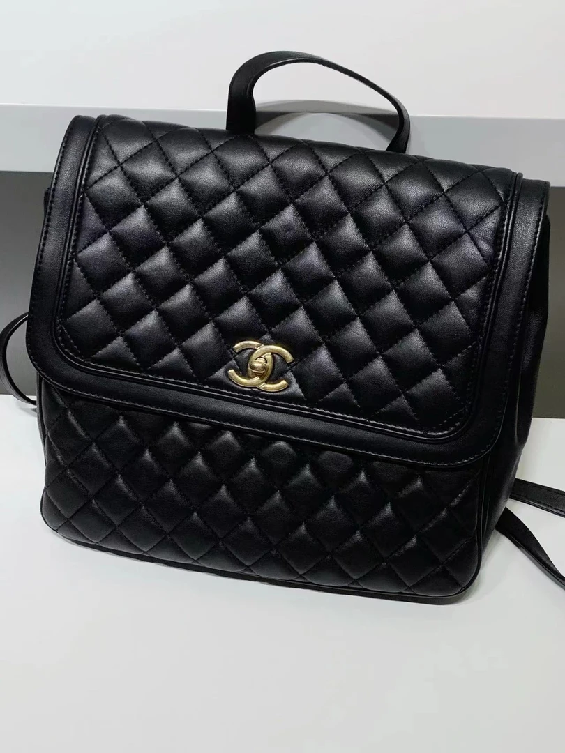 95新 Chanel/香奈儿 HIHI精选/Chanel黑金菱格纹双肩包 26开