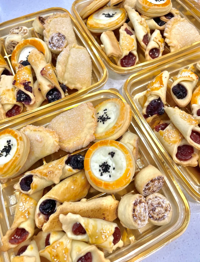 【积蜜】民族糕点1.5公斤装 混合晚上必备充饥食品