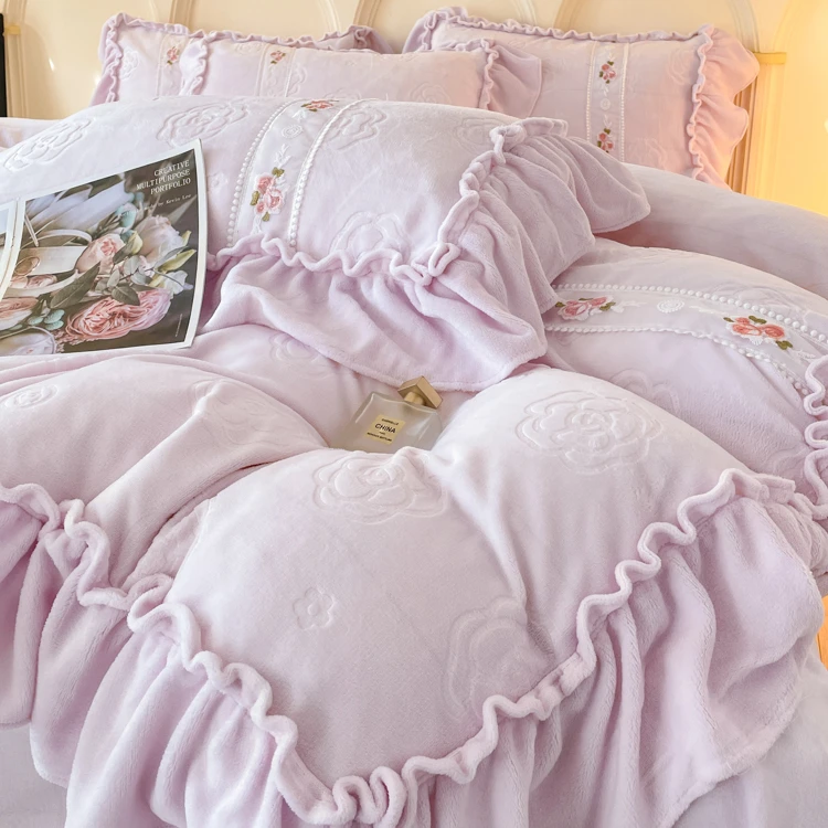 轻奢冬季加厚牛奶绒床上四件套新款双面珊瑚绒保暖被套床单三件套