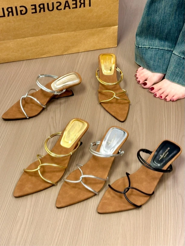 titing慵懒韩妹！美拉德尖头一字带坡跟凉拖女夏季复古感两穿凉鞋