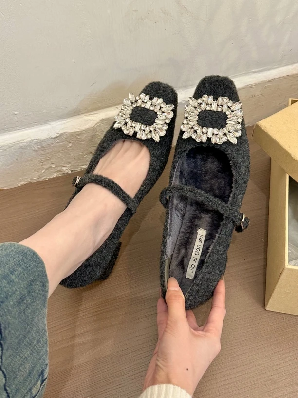 titing韩女出街！气质水钻毛呢玛丽珍鞋女秋冬加绒一字带粗跟单鞋