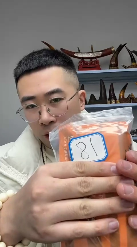 【闪购商品】工艺品根雕18