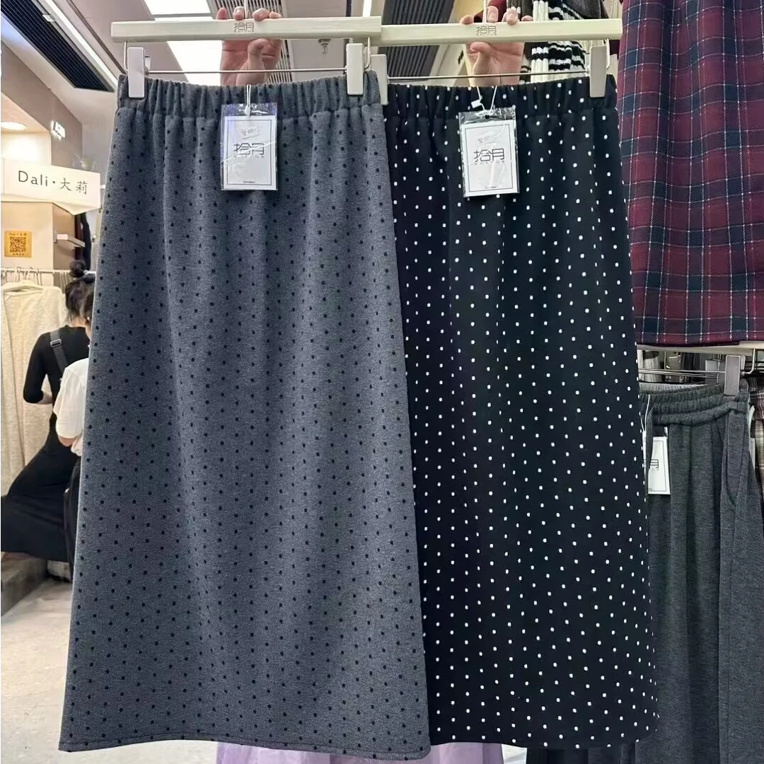 波点半身裙女秋冬显瘦中长款后开叉一步裙毛呢小圆点包臀直筒裙子