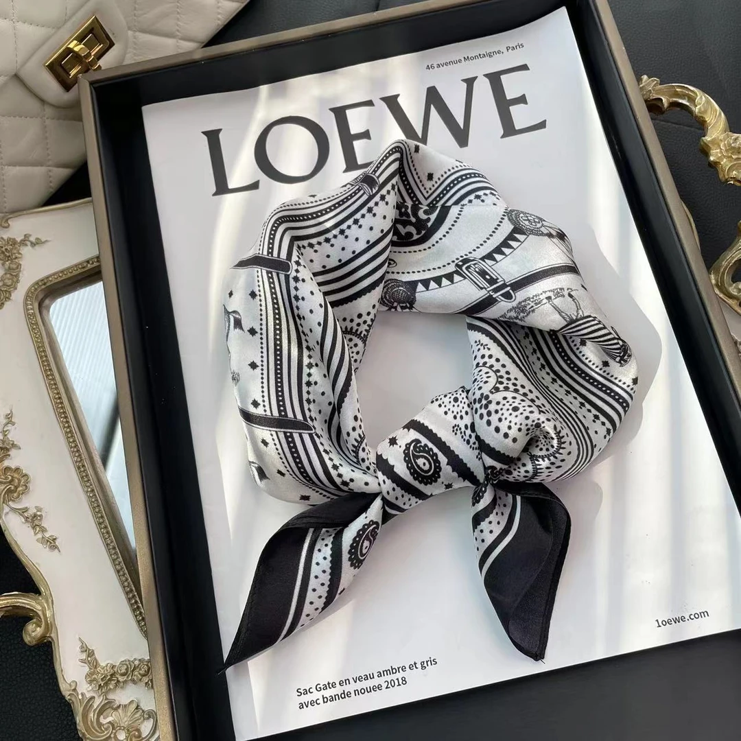 【陇西行】真丝丝巾小方巾女53cm百搭浅灰色桑蚕丝丝巾春秋薄款洋气