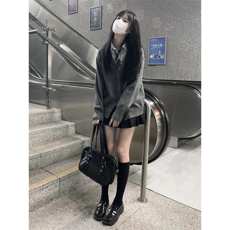 秋季新款jk显瘦气质小个子灰色针织开衫学院风秋冬长袖网红套装女