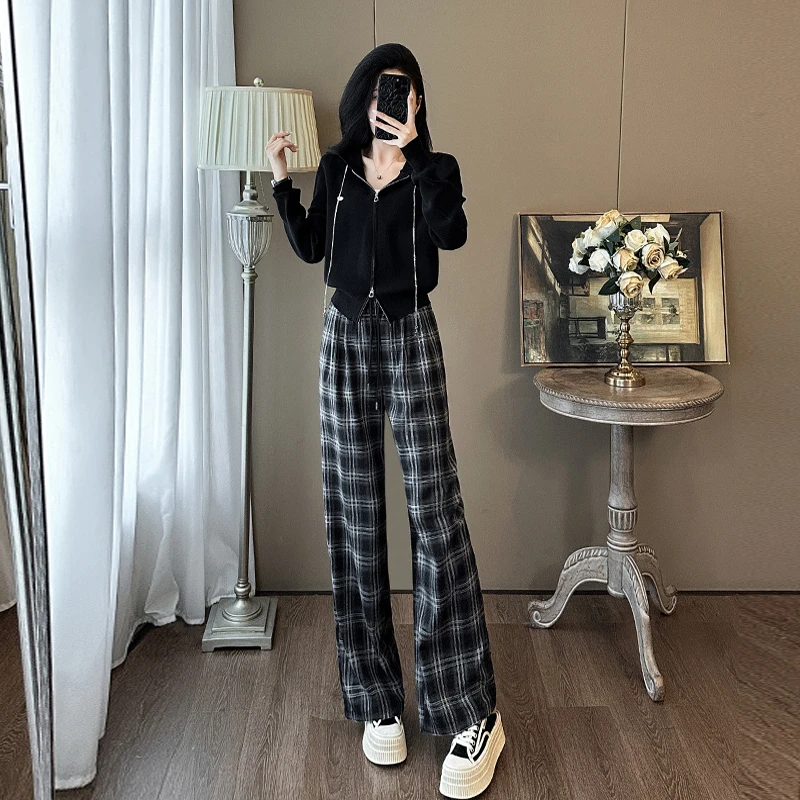 2025新款拉链短款连帽卫衣格子裤两件套女秋冬季运动休闲时尚套装