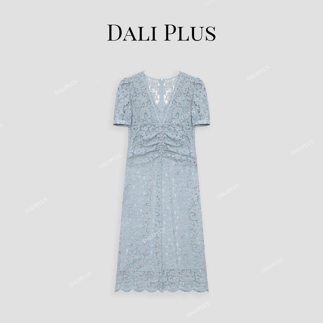 DALI PLUS长款法式复古蕾丝雾蓝色V领褶皱设计连衣裙-D4SZ0062
