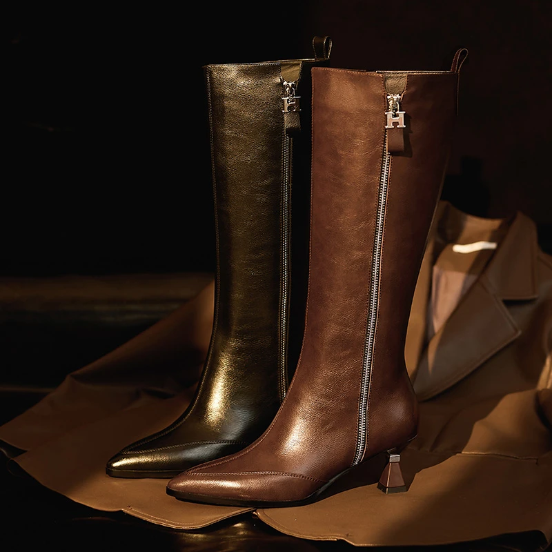 【牛皮 】5厘米 2023年秋冬季加厚保暖粗跟尖头真皮长靴s267