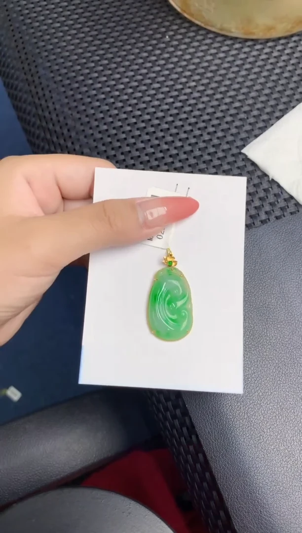 【闪购商品】翡翠颈饰18K金镶嵌000000000