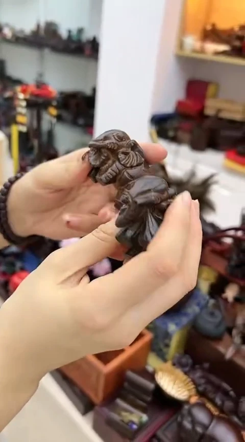 【闪购商品】黑檀小象一对
