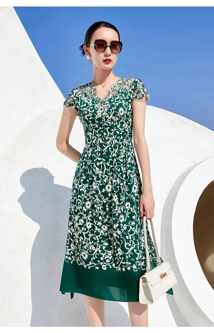 新款连衣裙V领短袖印花修身显瘦长裙厚真丝双乔缎刺绣中长裙