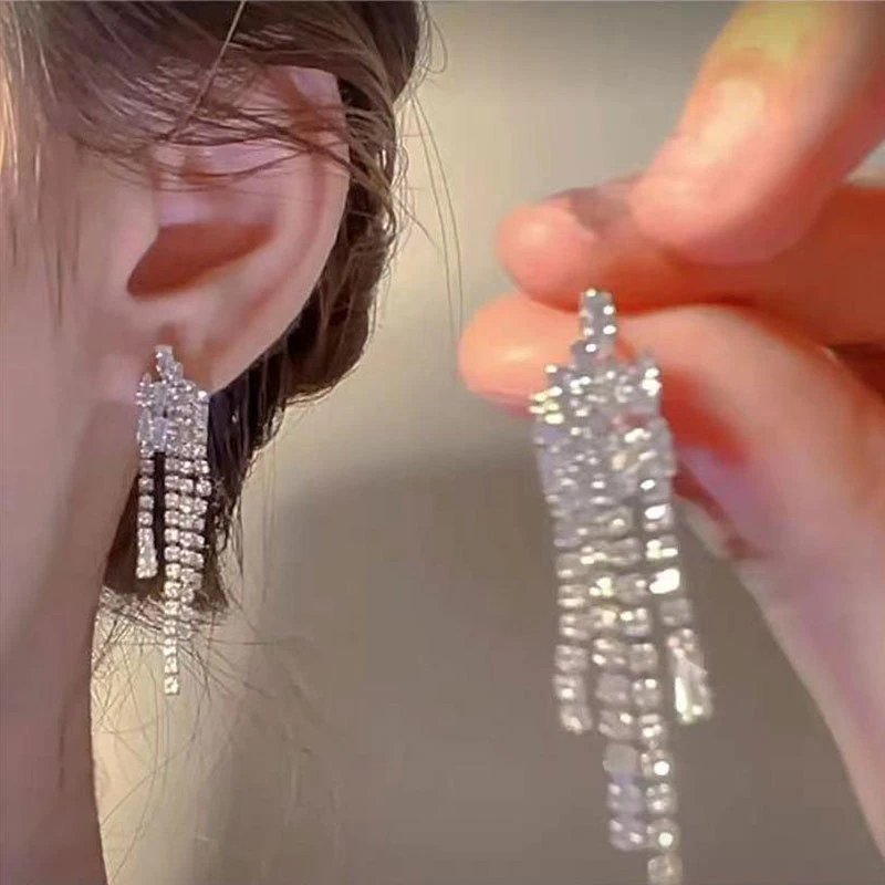 铜合金耳饰 气质百搭小众长款流苏耳饰精致轻奢设计感耳钉2009