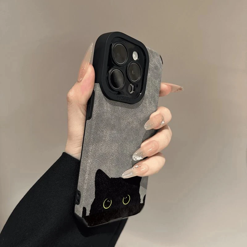 可爱探头小黑猫适用苹果16pro手机壳iPhone15羊巴皮14小众13全包